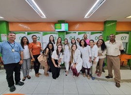 Parte da equipe de Médicos Residentes, Atendimento, Enfermagem e Segurança