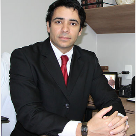 DR. ALEXANDRE CAMPELO RAMIRO - CRM 16798