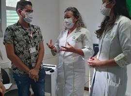 Atendimento psicológico a pacientes com resistência à cirurgia oftalmológica foi o tema do último SIG de Enfermagem de 2022