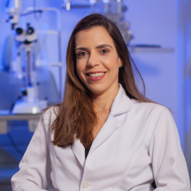 DRA. SIMONE LISBOA QUEIROZ - CRM 15809